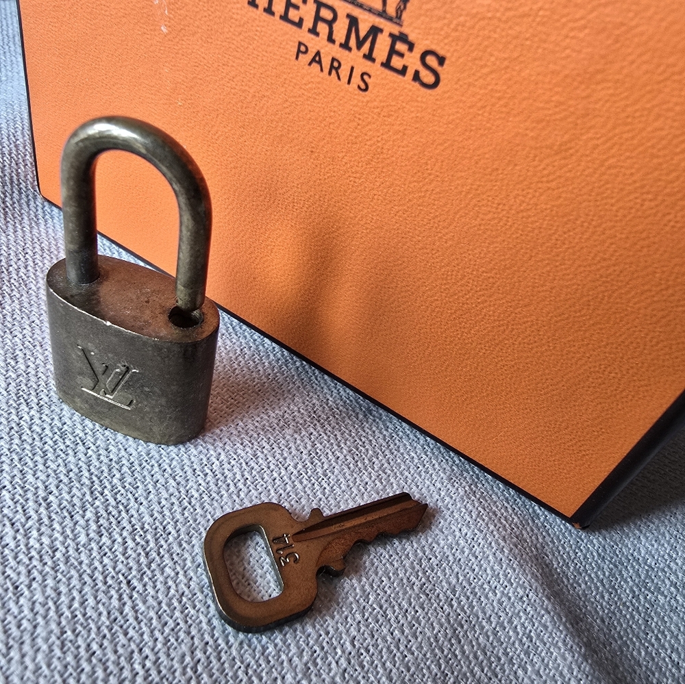 Authentic Louis Vuitton Padlock And Key